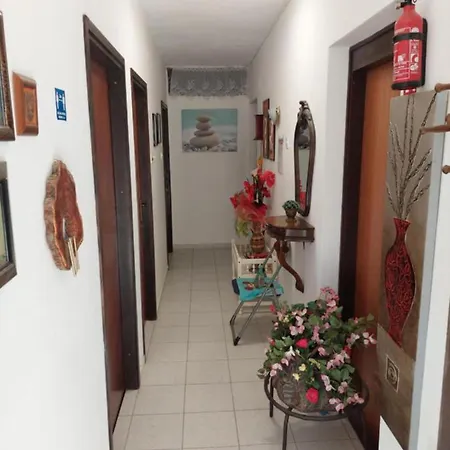 For A Single Person Apartamento Komiža